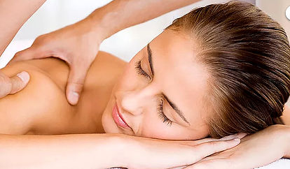 Massage relaxant californien — mouvements enveloppants